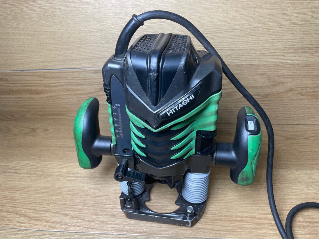 電動工具　電子ルーター　日立工機　M8V2　買取ました　エコログ佐世保相浦店