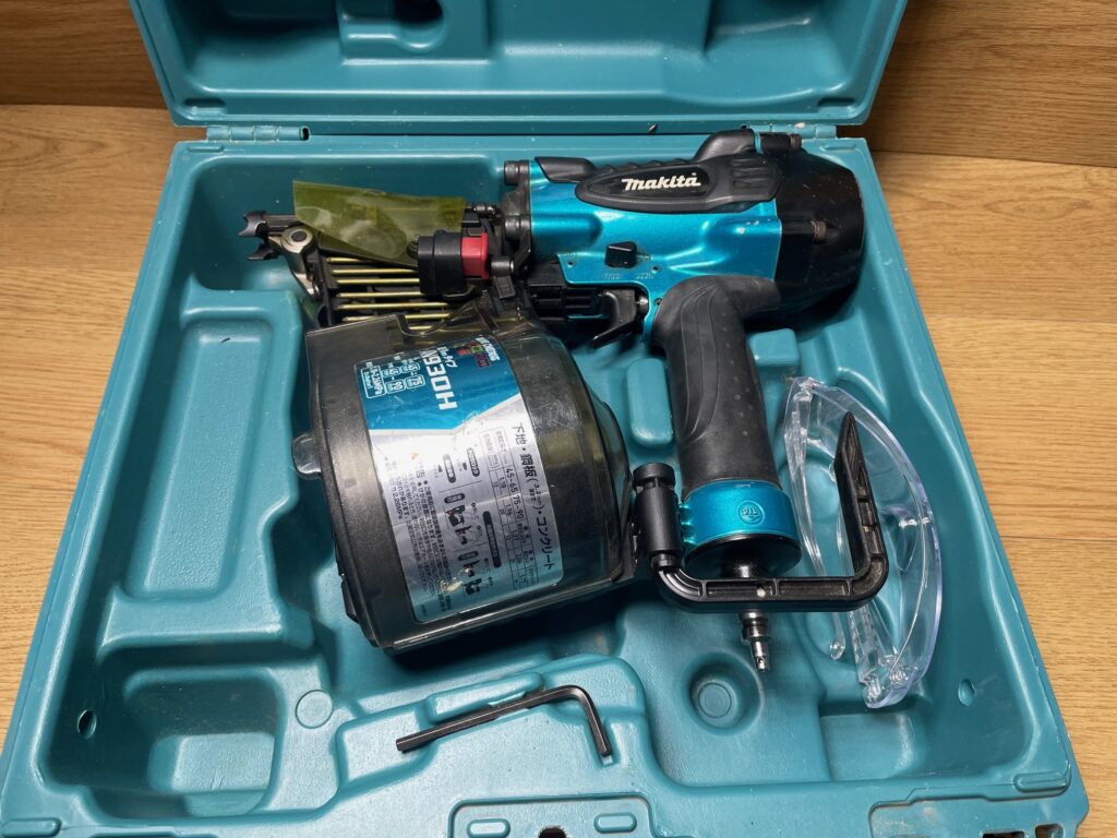 エア工具　高圧エア釘打機　makita/マキタ　AN930H　買取ました　エコログ佐世保相浦店