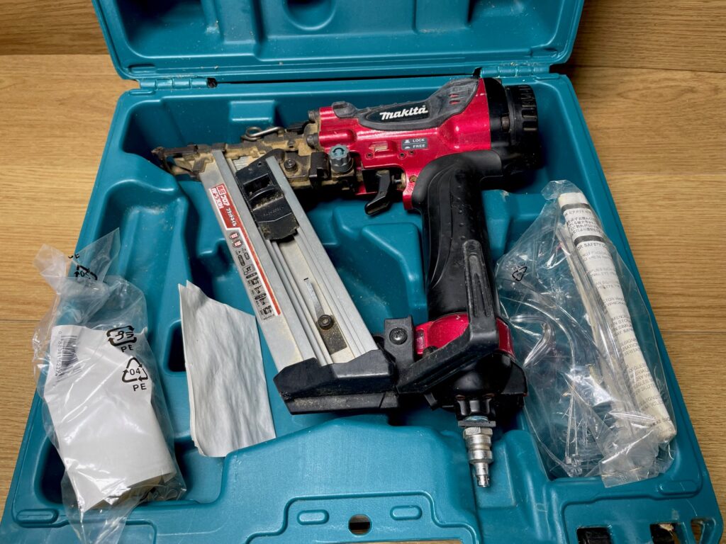 エア工具　フロア用高圧ブラッド釘打　makita/マキタ　AF530H　買取ました　エコログ佐世保相浦店