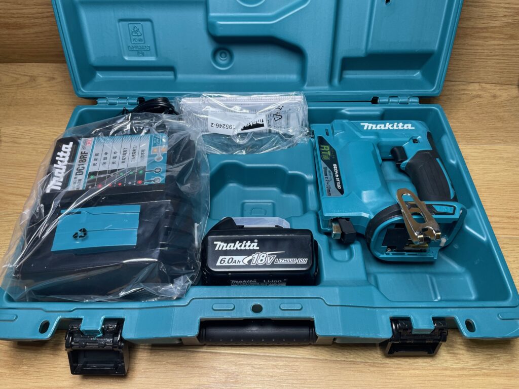 電動工具　充電式タッカー　makita/マキタ　ST112DRG　買取ました　エコログ佐世保相浦店