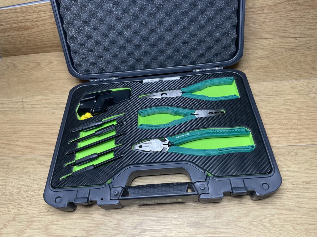 工具　ハンドツール　EMGINEER/エンジニア　PDS-02ネジザウルスセットL　買取ました　エコログ佐世保相浦店
